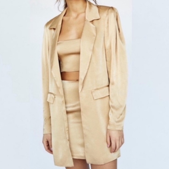 Fame and Partners X Free People Women's Tan Satin Longline Oversized Open Blazer - Picture 2 of 9